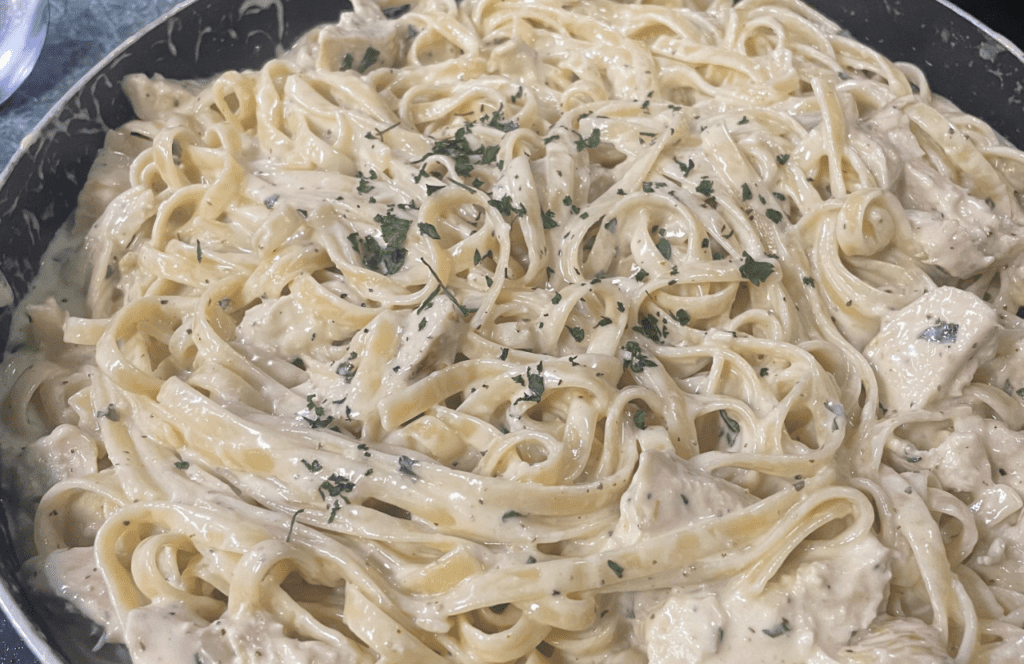 3-ingredient alfredo sauce